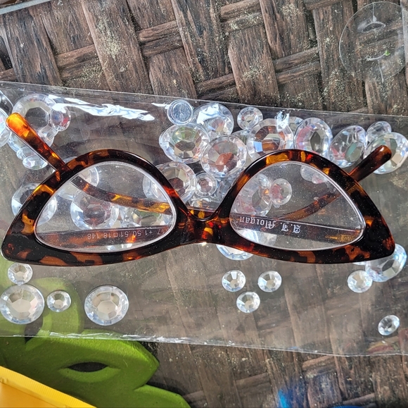 A. J. Morgan reading glasses - Picture 9 of 9